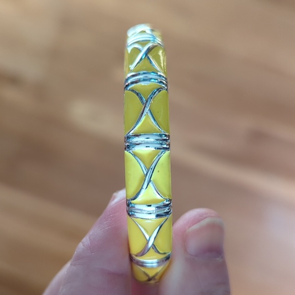 3 bangle bracelets! - Picture 5 of 6